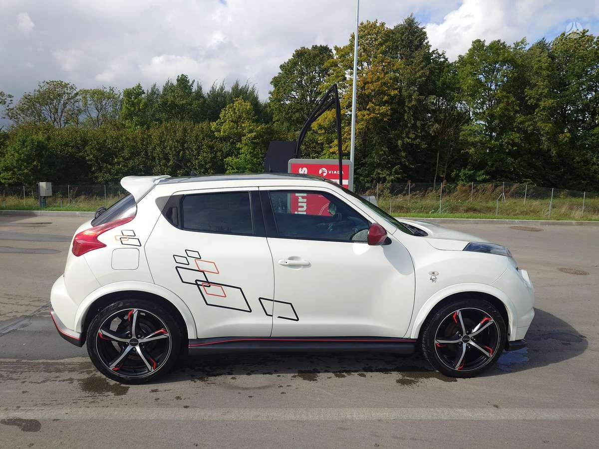 Nissan Juke 2013 — photo 8