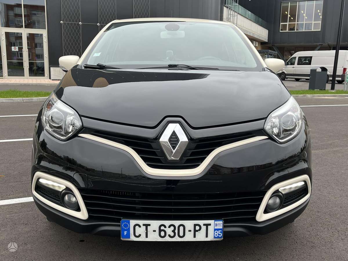 Renault Captur 2013 — вигляд ззаду