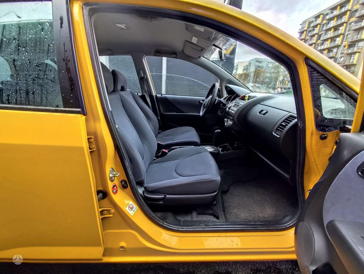 Honda Jazz 2008 — photo 16