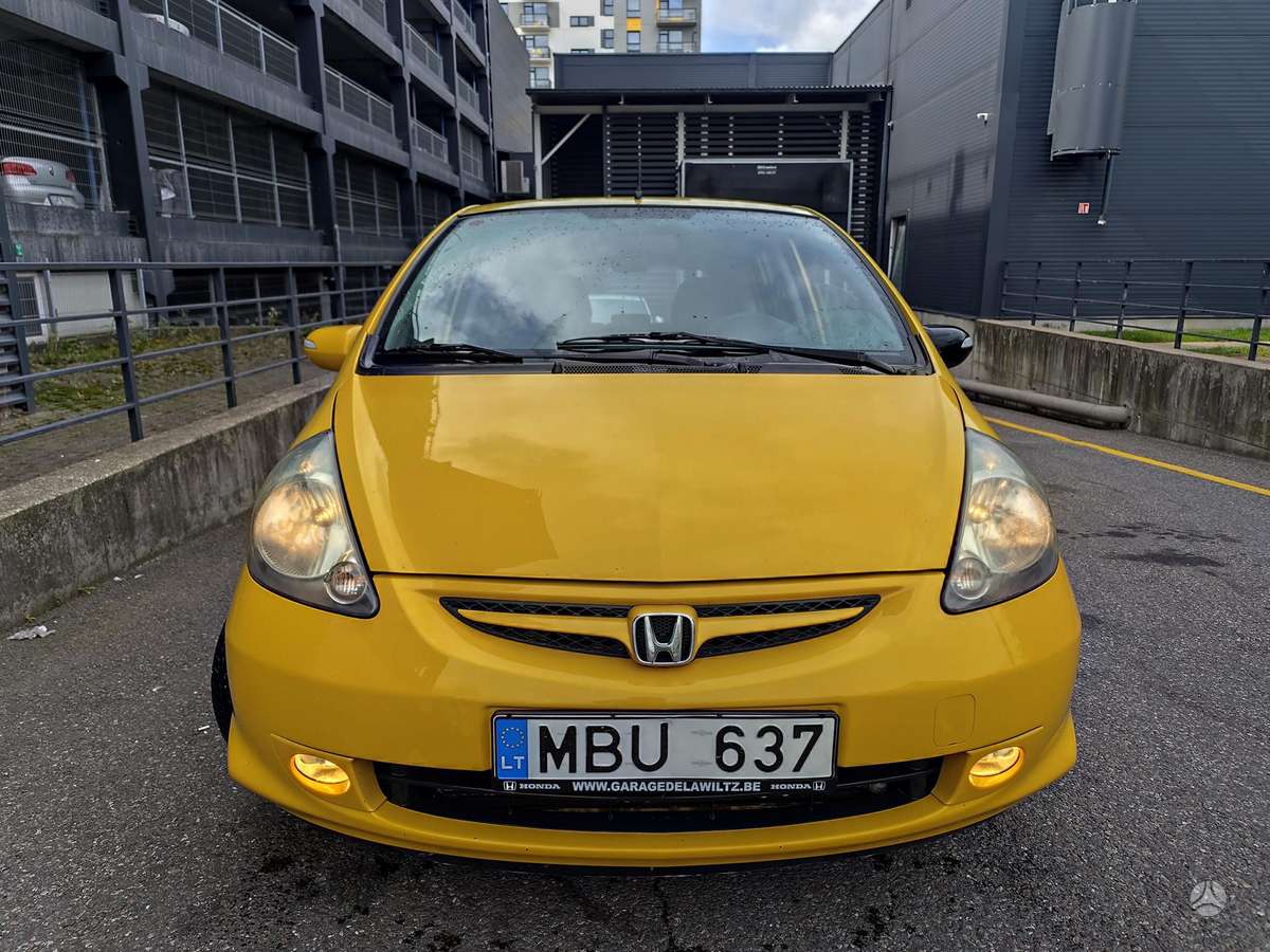 Honda Jazz 2008 — rear view