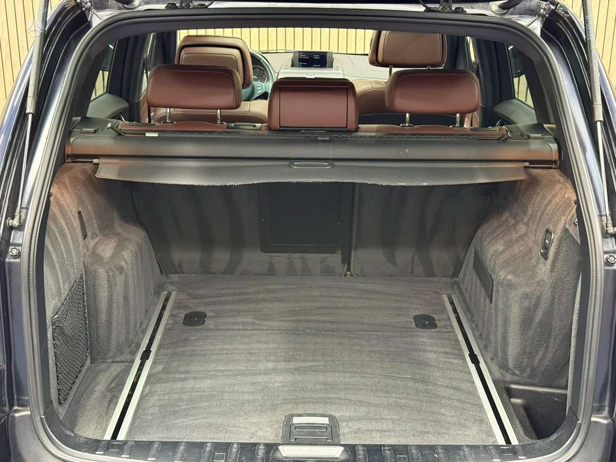 BMW X3 2010 — photo 31