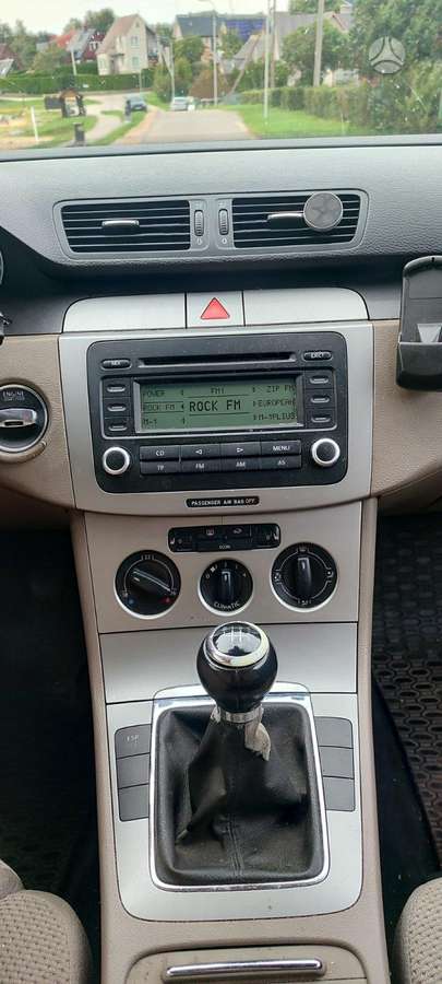 Volkswagen Passat 2006 — photo 12
