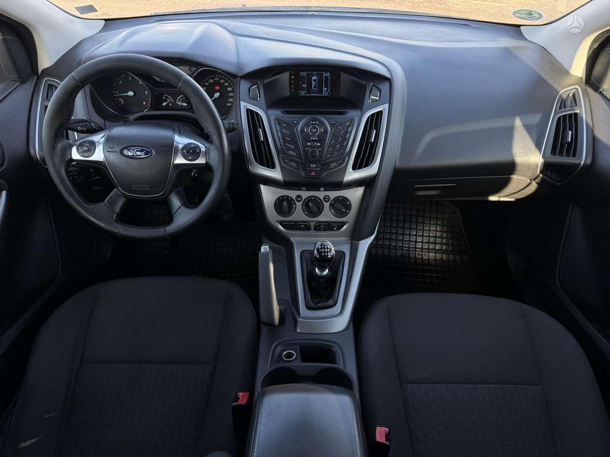 Ford Focus 2013 — фото 19