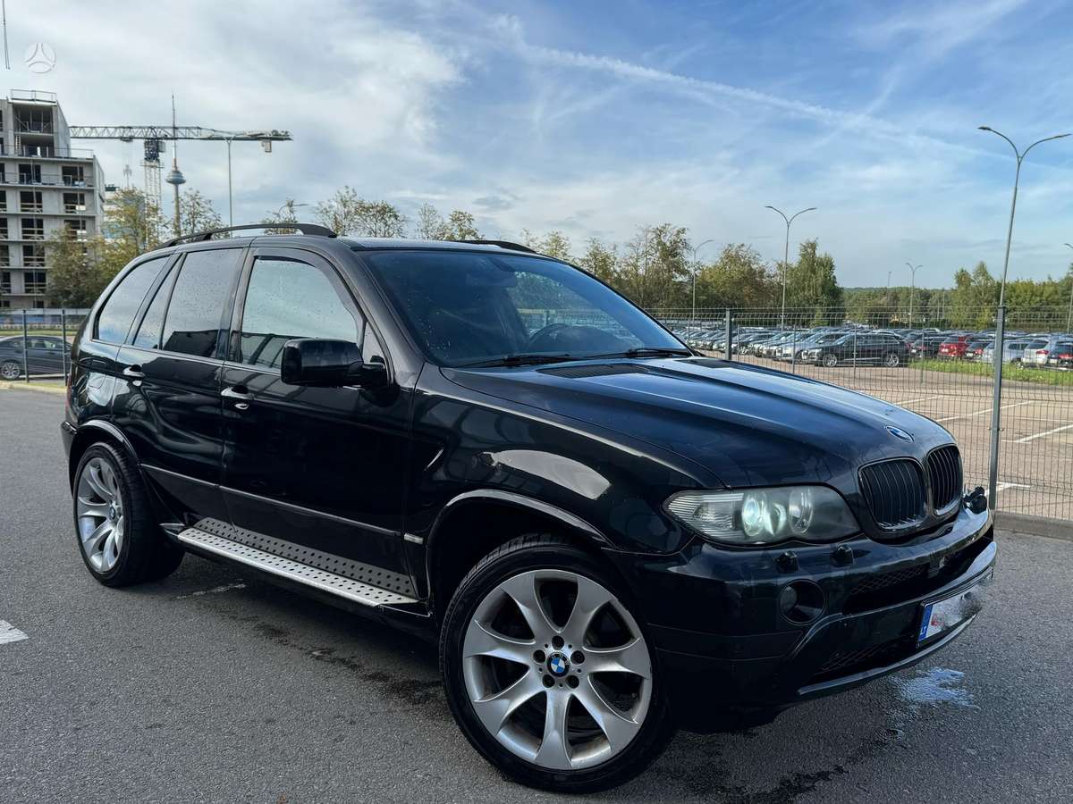 BMW X5 2006 — rear view