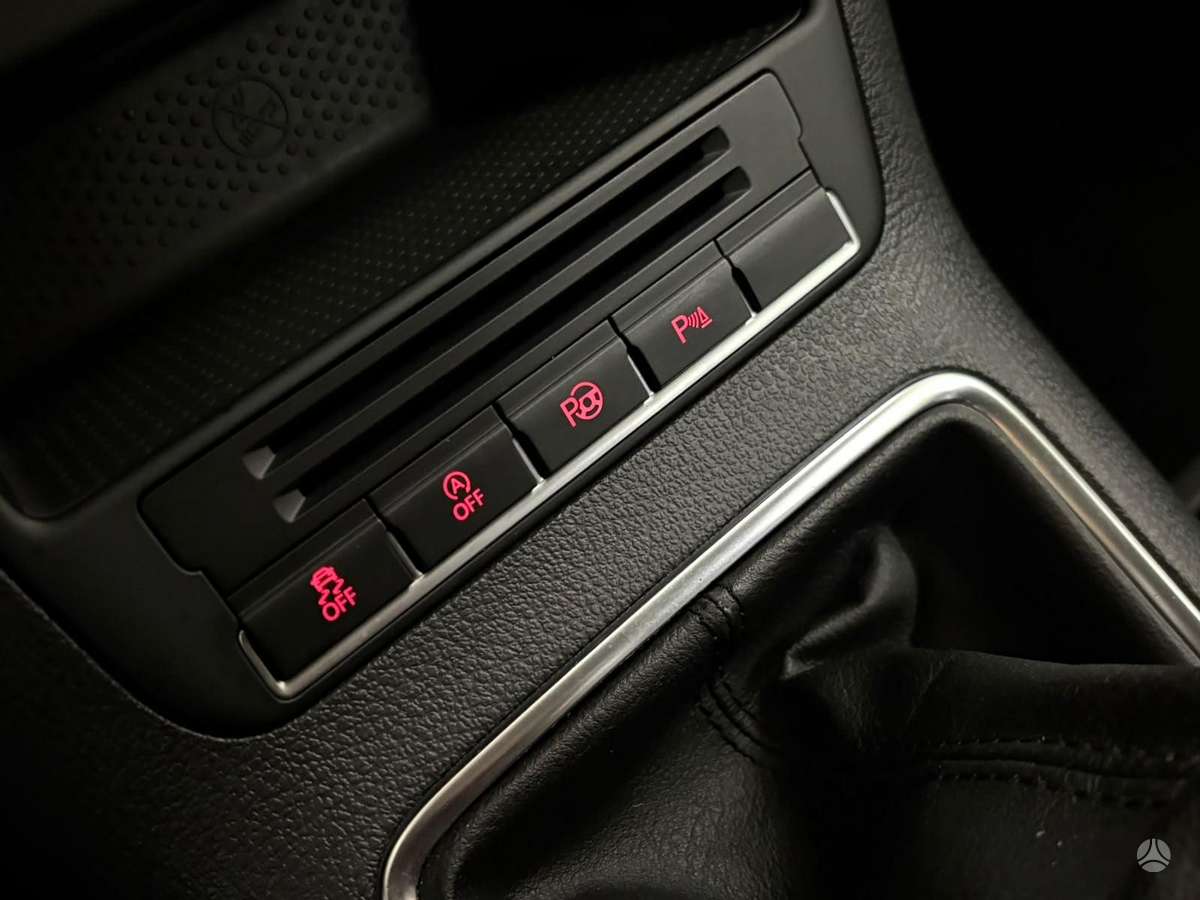 Volkswagen Tiguan 2012 — photo 5