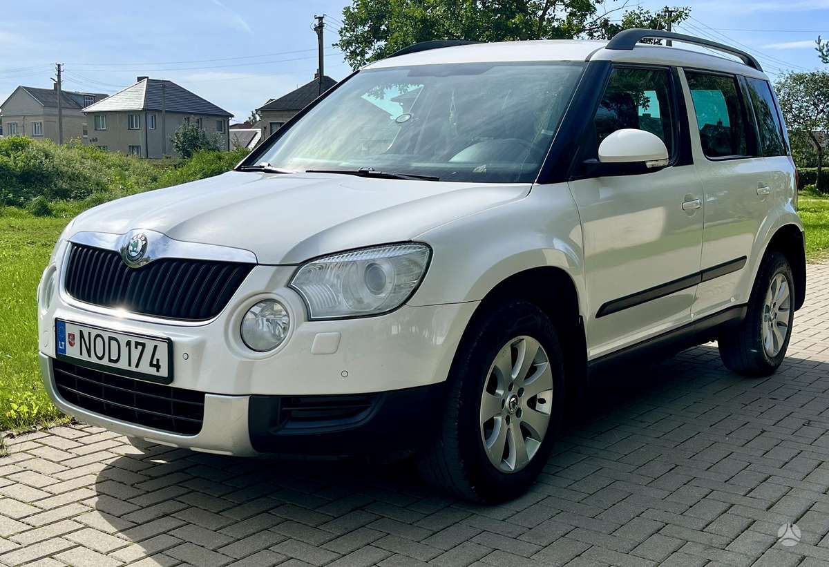 Skoda Yeti 2011 — interior