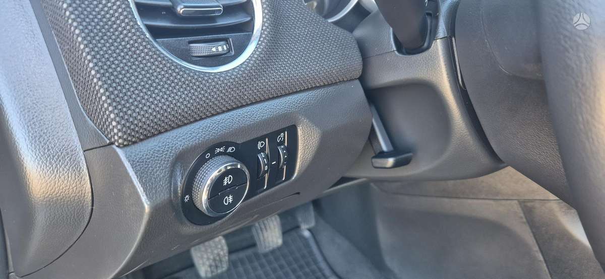 Chevrolet Cruze 2013 — photo 11