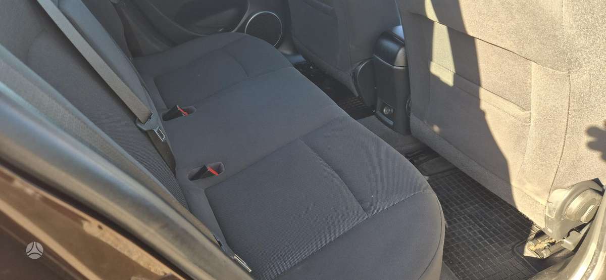 Chevrolet Cruze 2013 — photo 17