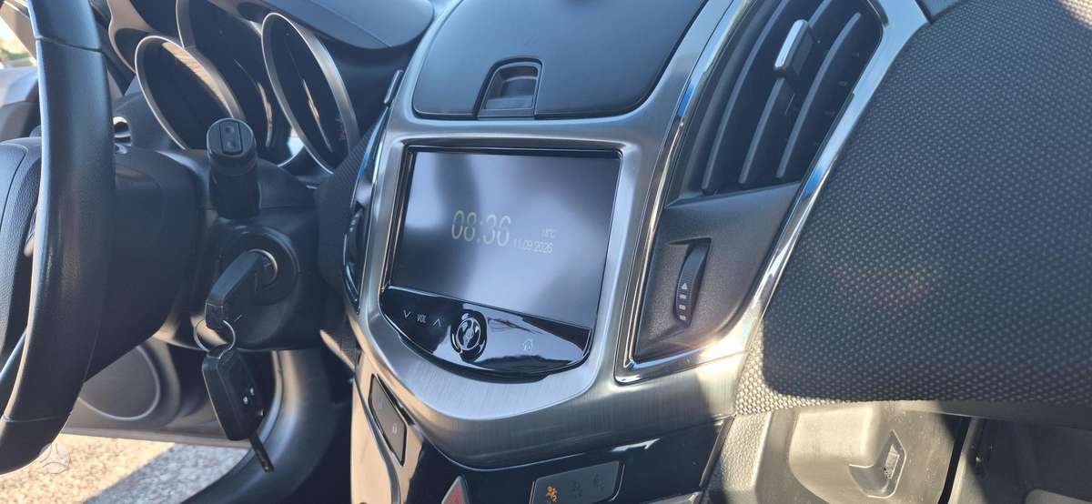 Chevrolet Cruze 2013 — photo 20