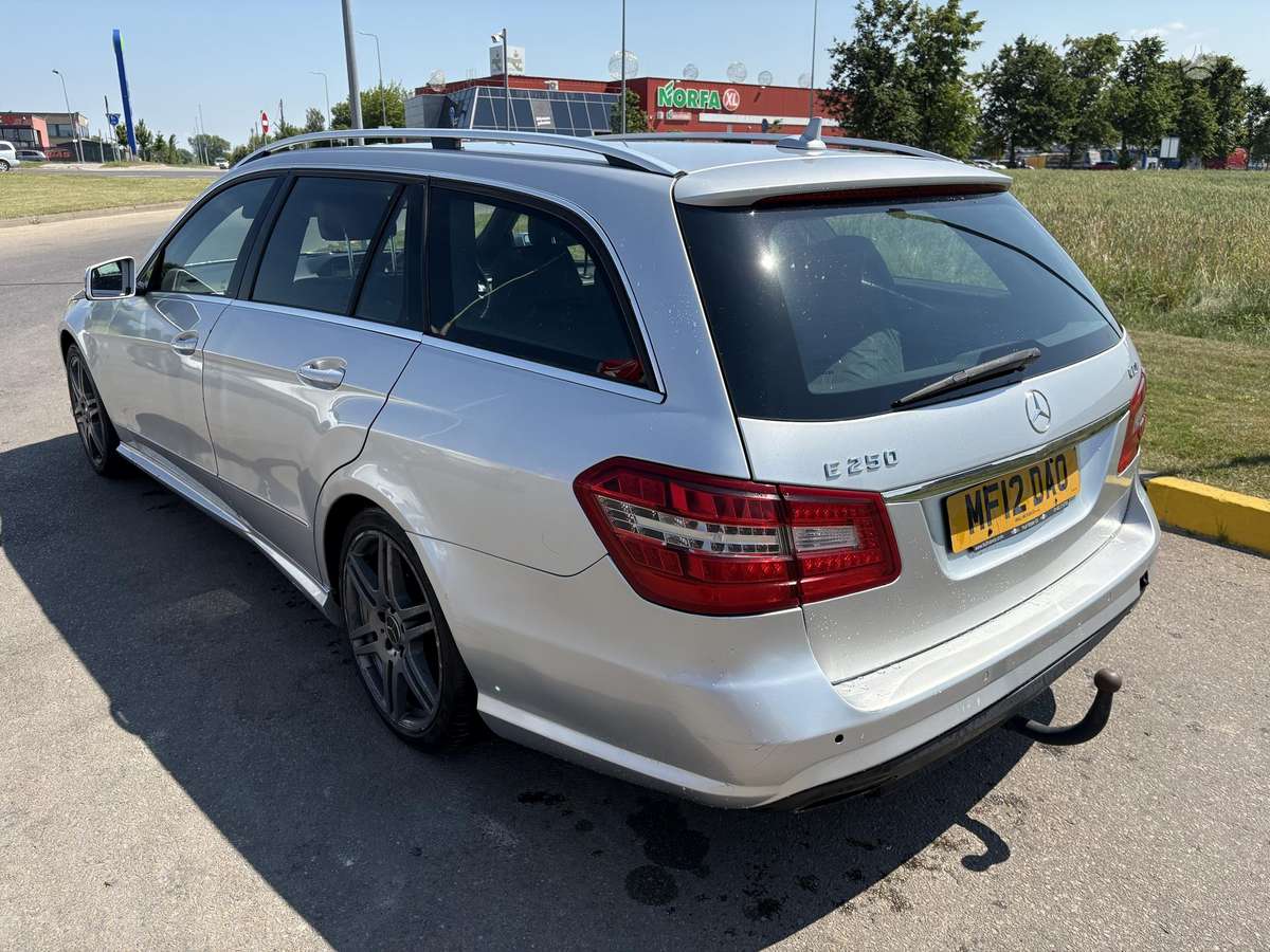 Mercedes-Benz E250 2012 — двигун 204 HP (150kW)