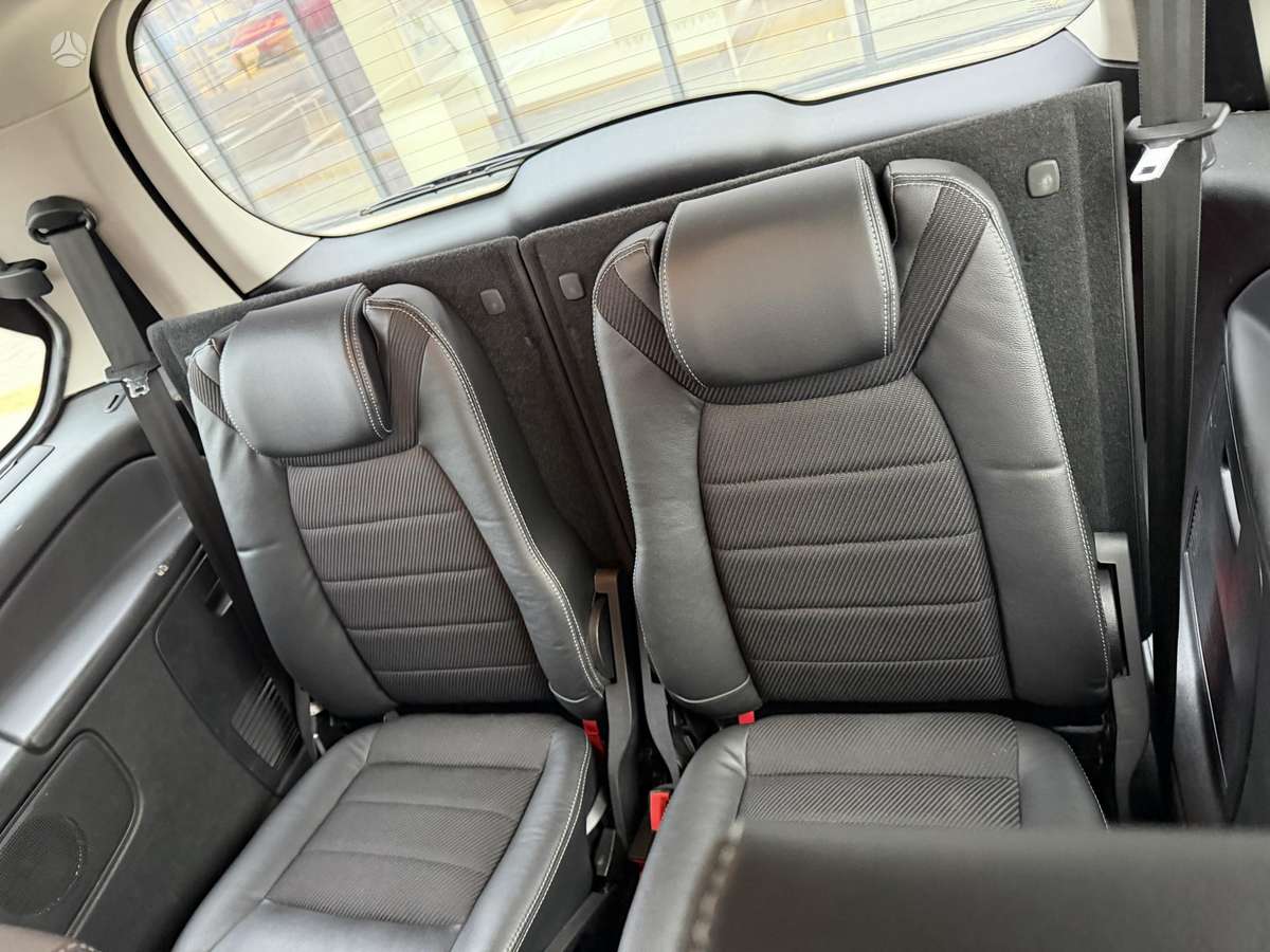 Ford Galaxy 2013 — фото 13