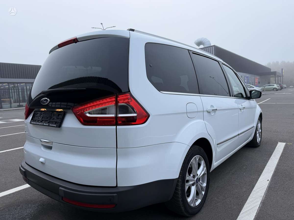 Ford Galaxy 2013 — фото 5
