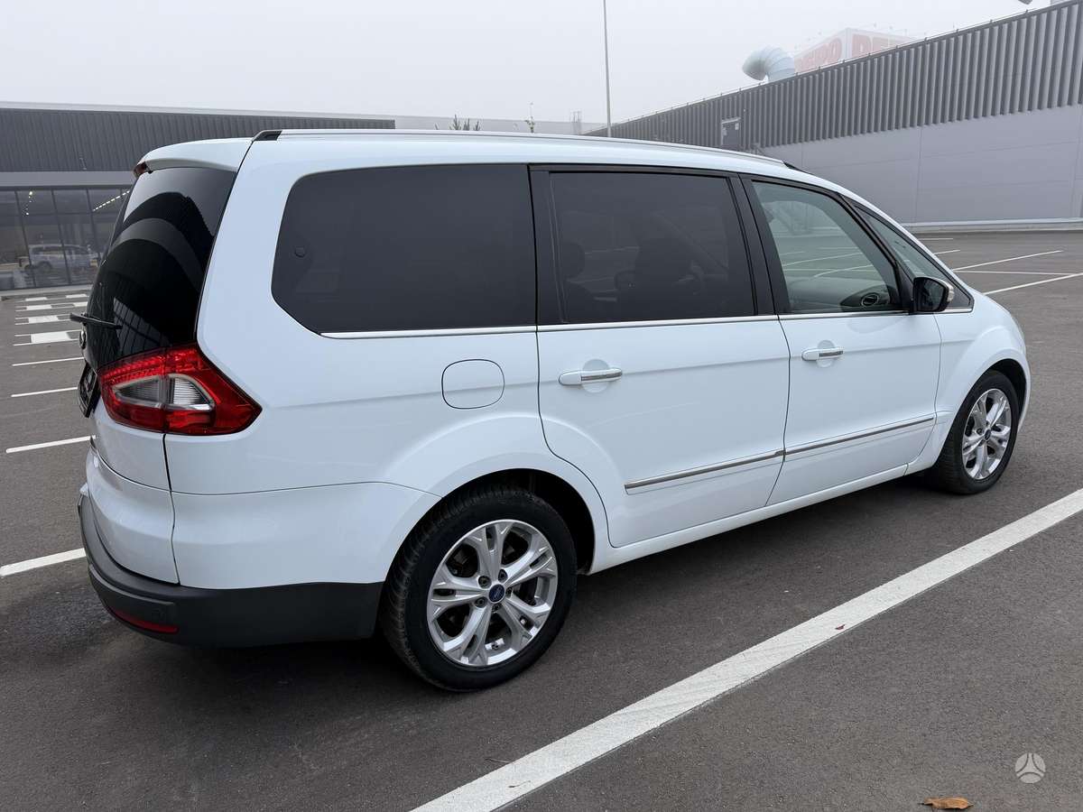 Ford Galaxy 2013 — фото 6