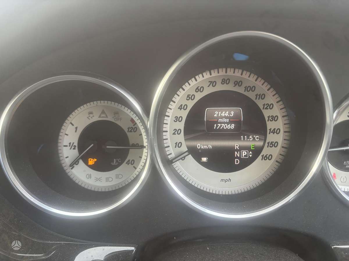 Mercedes-Benz CLS250 2013 — photo 8