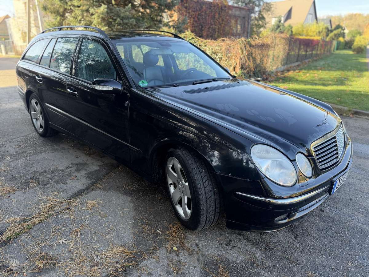 Mercedes-Benz E320 2006 — двигун 2987 cm³, 224 HP (165kW)