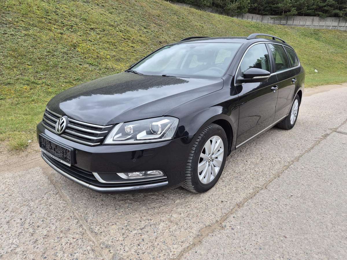 Volkswagen Passat 2012 — vehicle for AFU Ukraine