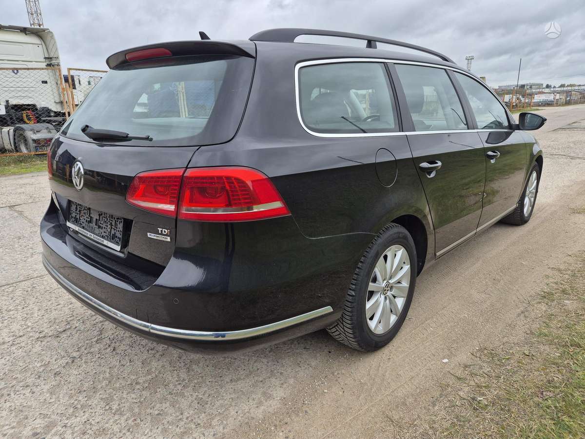Volkswagen Passat 2012 — photo 6