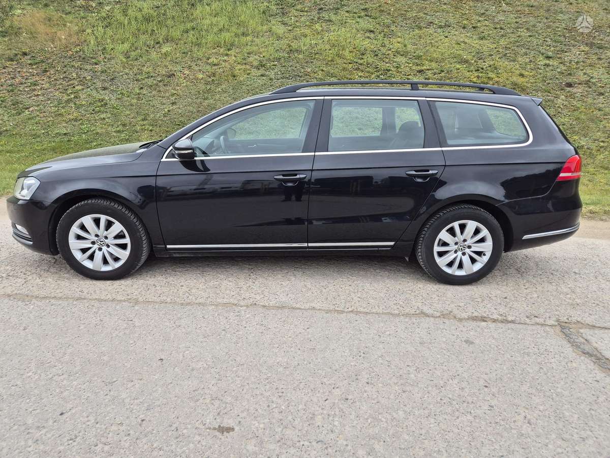 Volkswagen Passat 2012 — photo 7