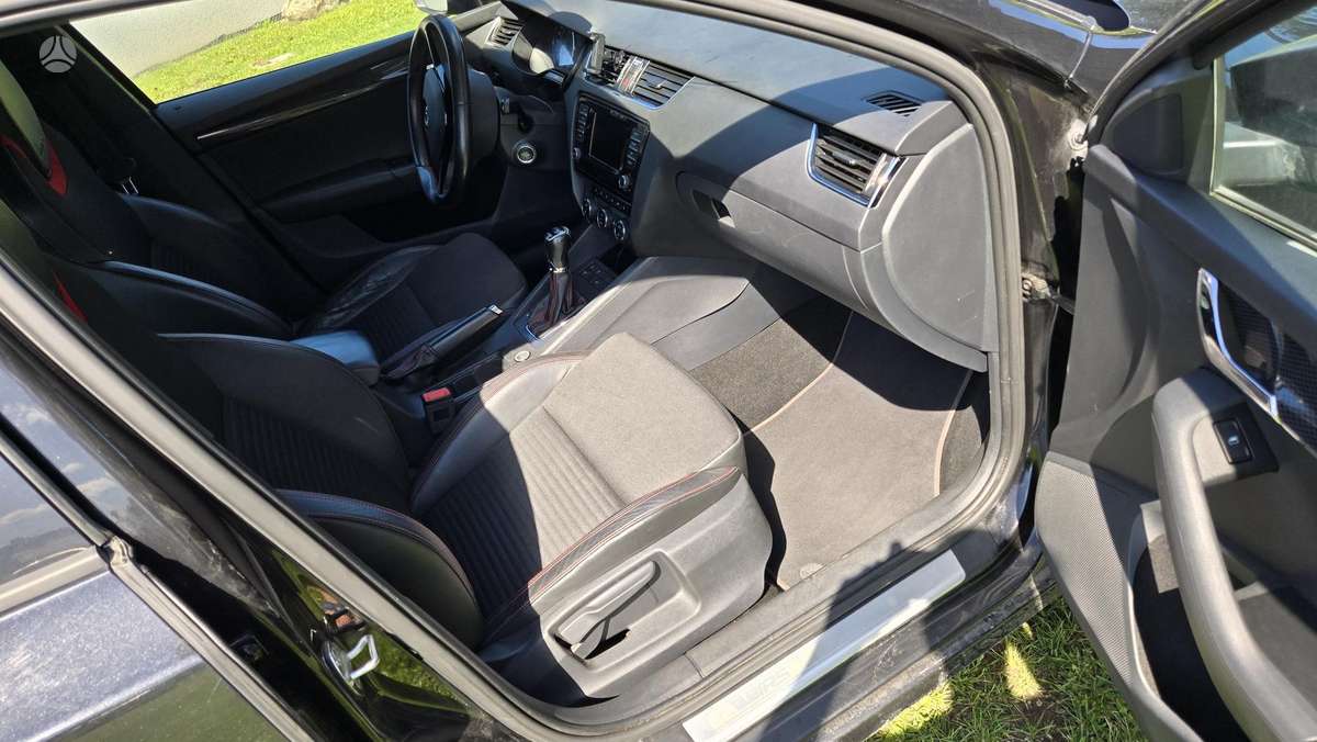Skoda Octavia 2015 — фото 10