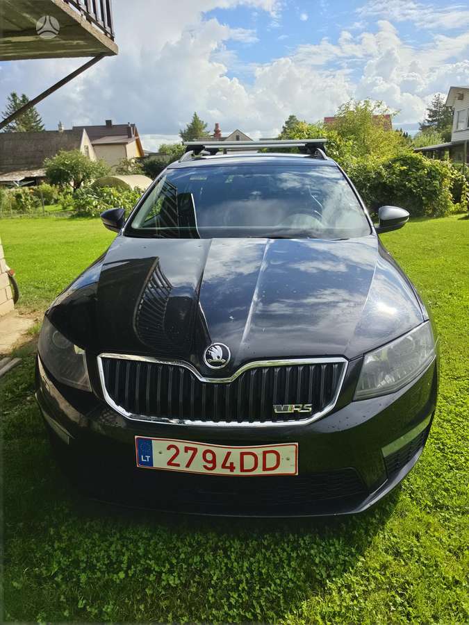 Skoda Octavia 2015 — вигляд ззаду