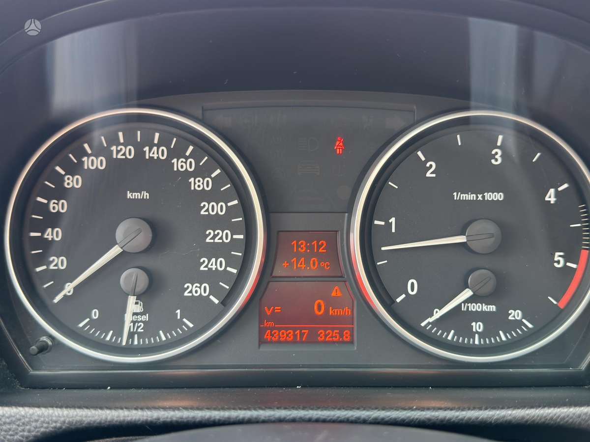 BMW 325 2007 — photo 15