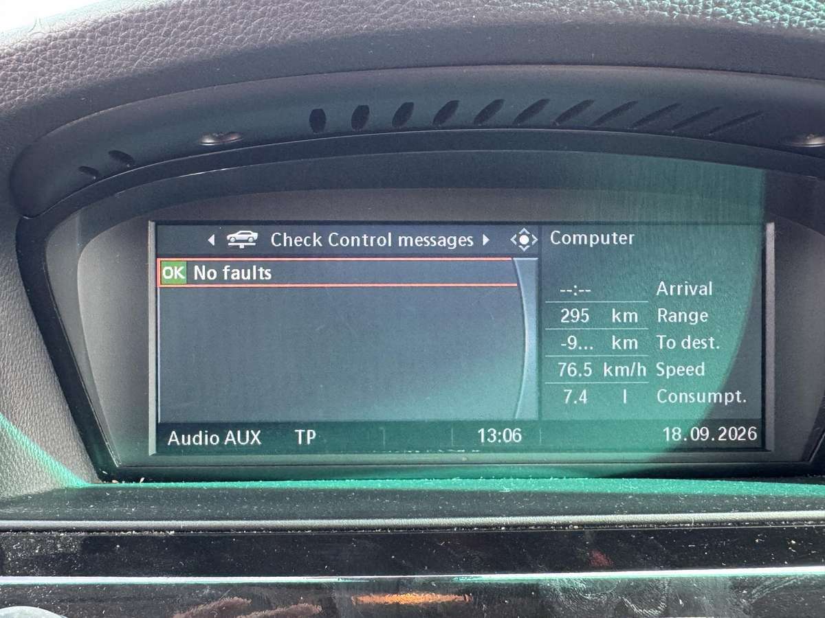 BMW 325 2007 — photo 17