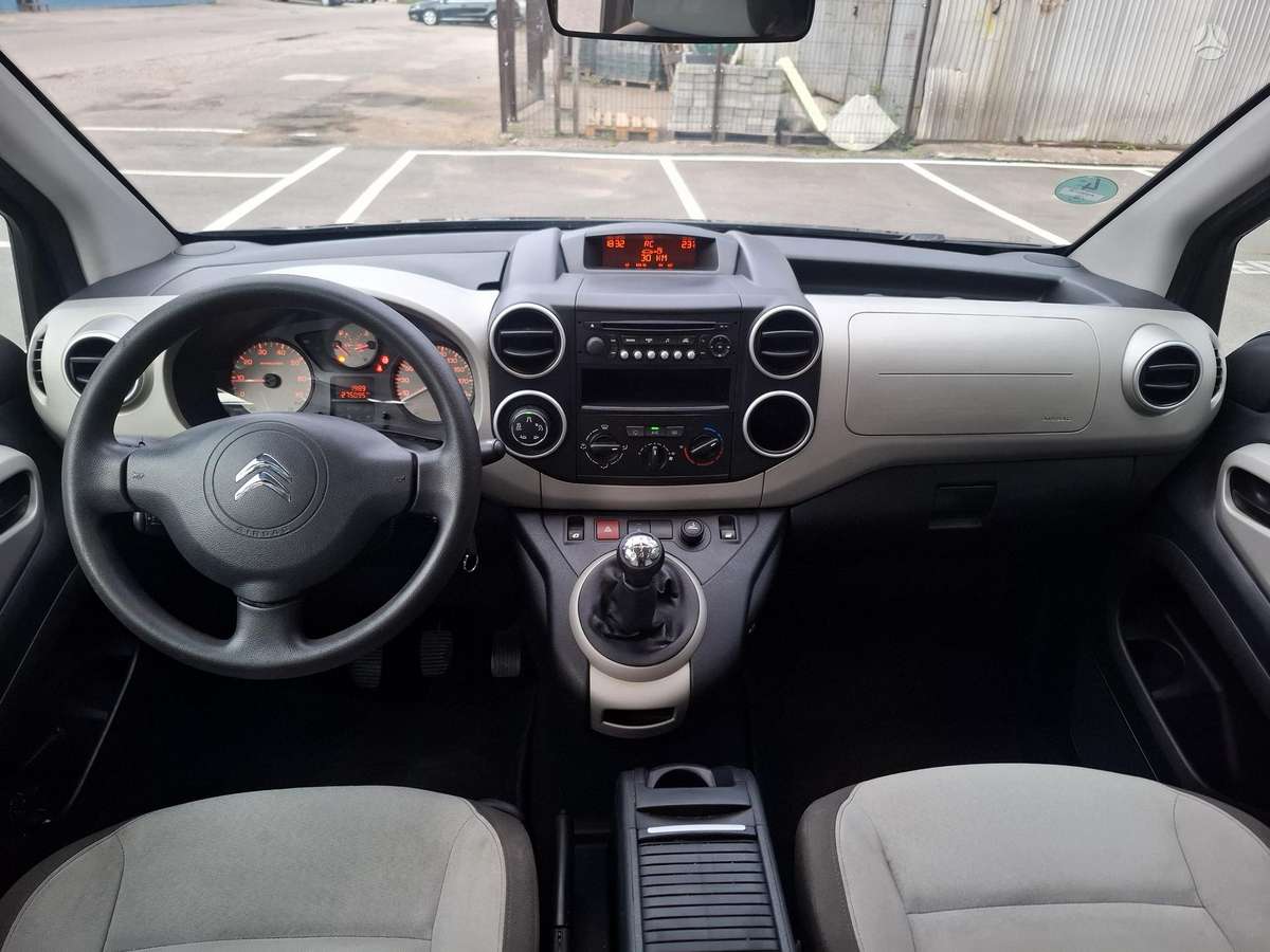 Citroen Berlingo 2015 — photo 13