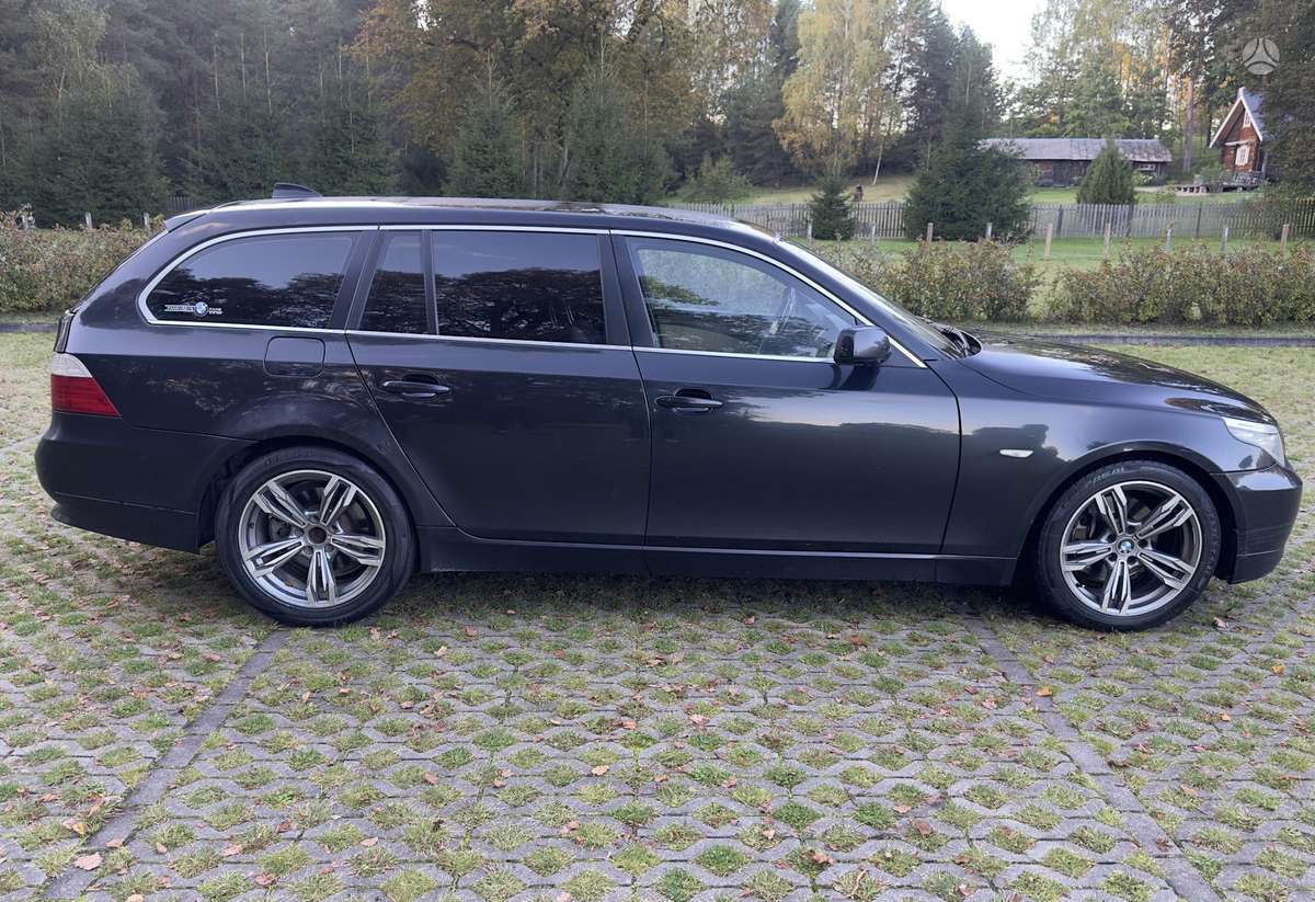 BMW 525 2007 — двигун 2993 cm³, 197 HP (145kW)