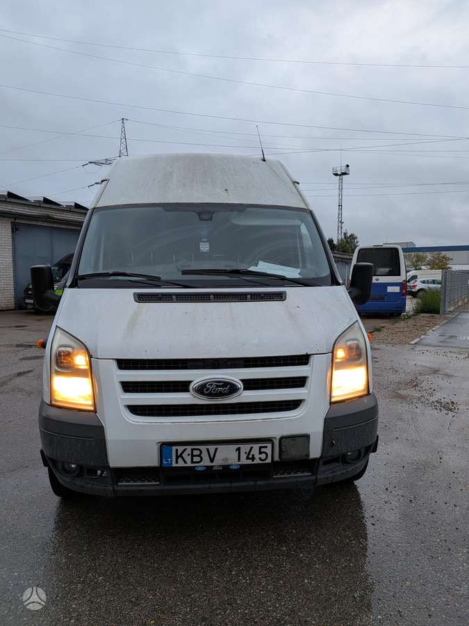 Ford Transit 2012 — interior