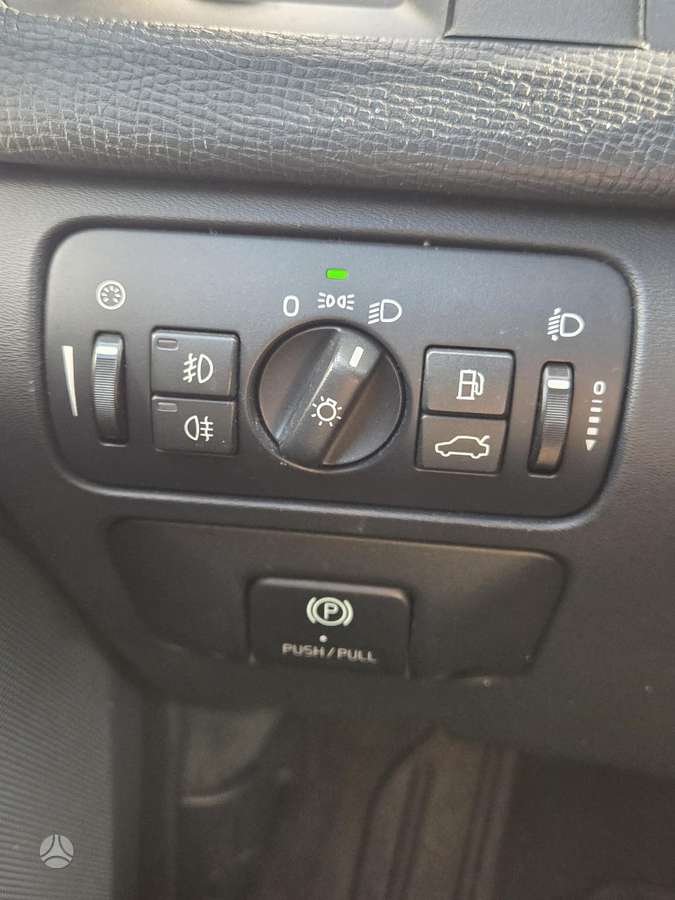 Volvo XC60 2008 — photo 10