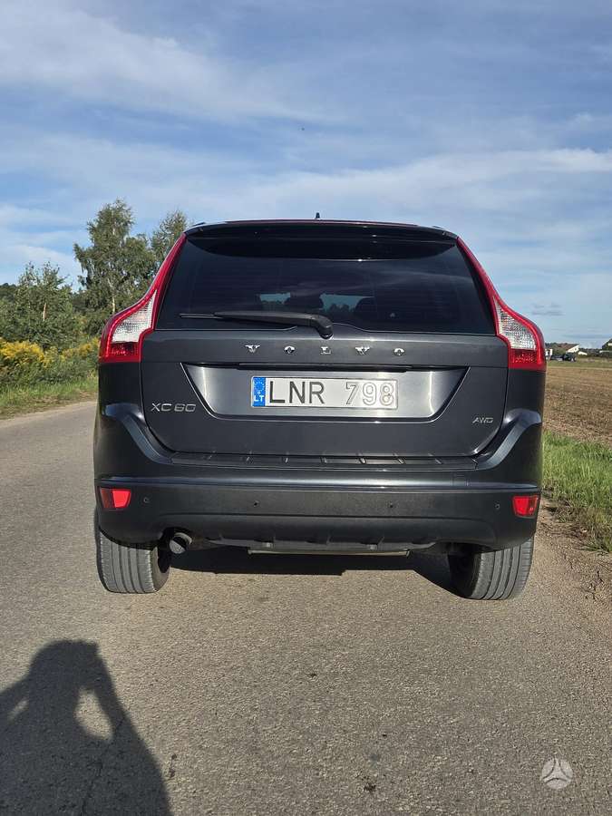 Volvo XC60 2008 — photo 8