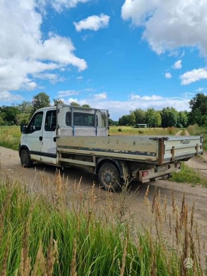 Renault Master 2006 — вигляд ззаду