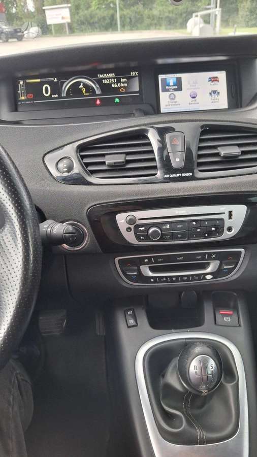 Renault Scenic 2014 — фото 19