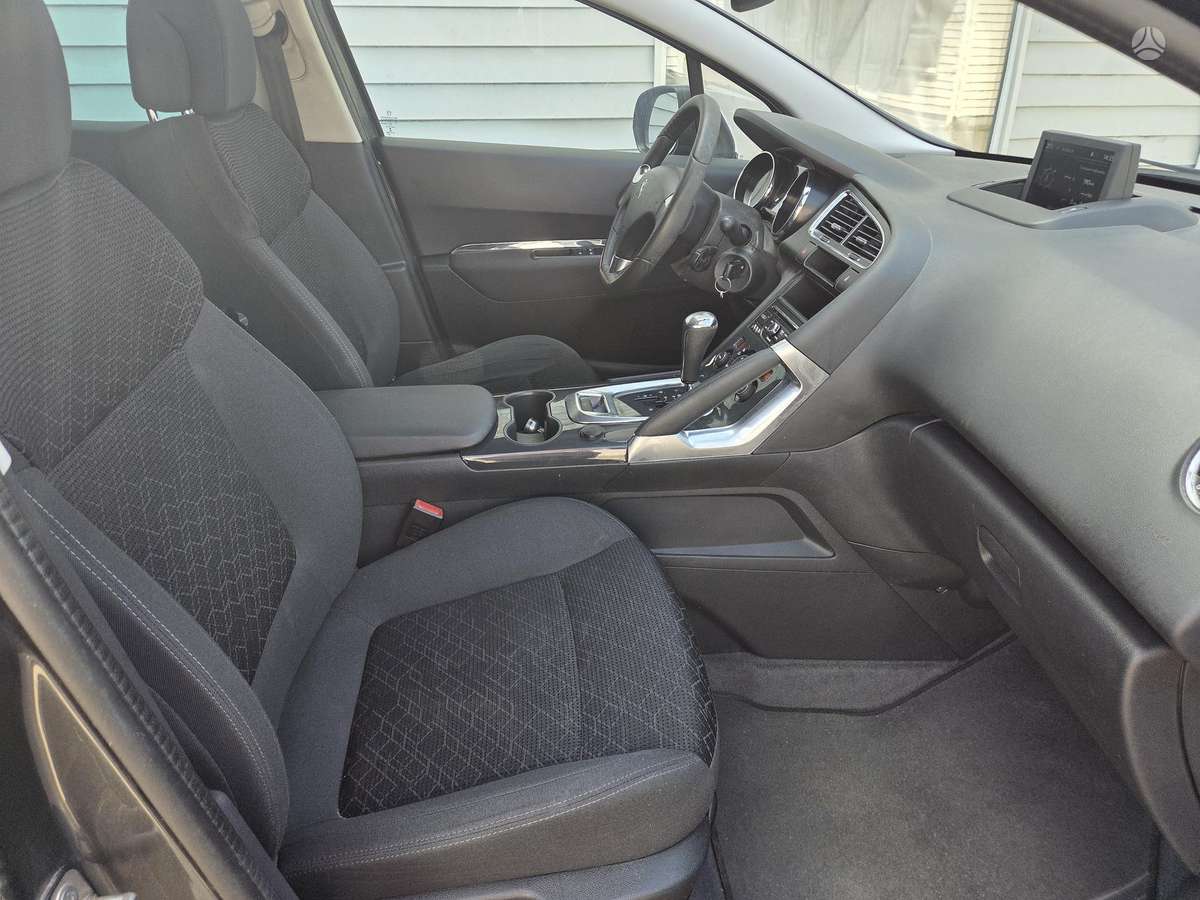 Peugeot 3008 2015 — photo 11
