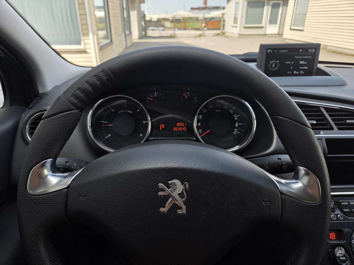 Peugeot 3008 2015 — photo 14