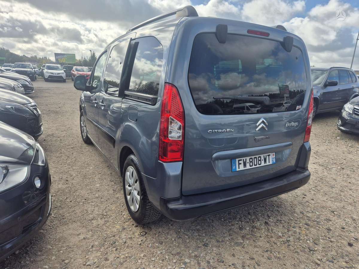 Citroen Berlingo 2012 — engine 1560 cm³, 111 HP (82kW)