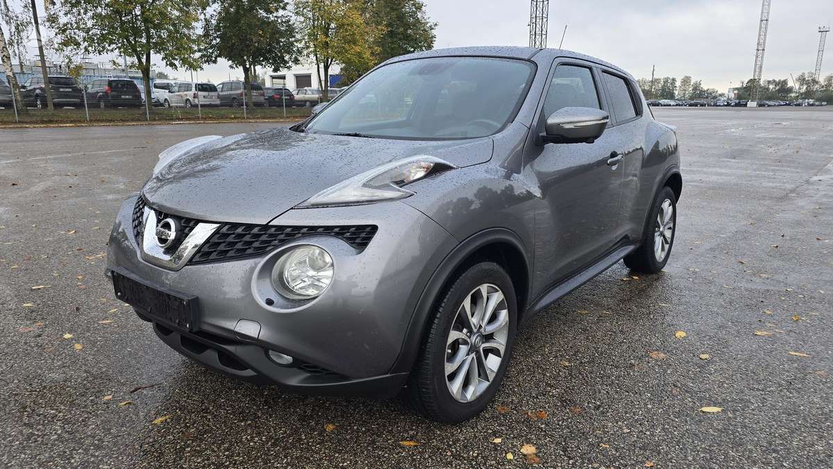 Nissan Juke 2014 — вигляд ззаду