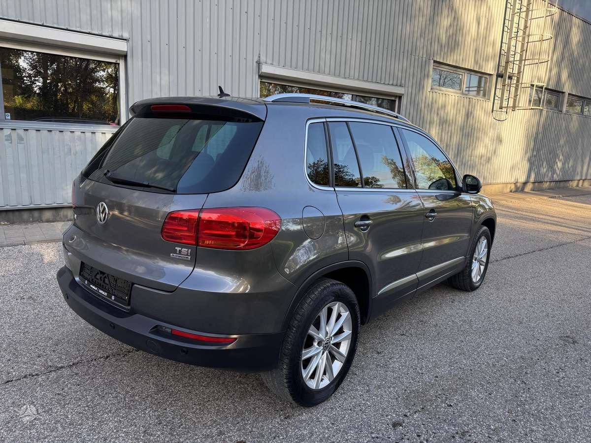 Volkswagen Tiguan 2012 — двигун 1400 cm³, 160 HP (118kW)