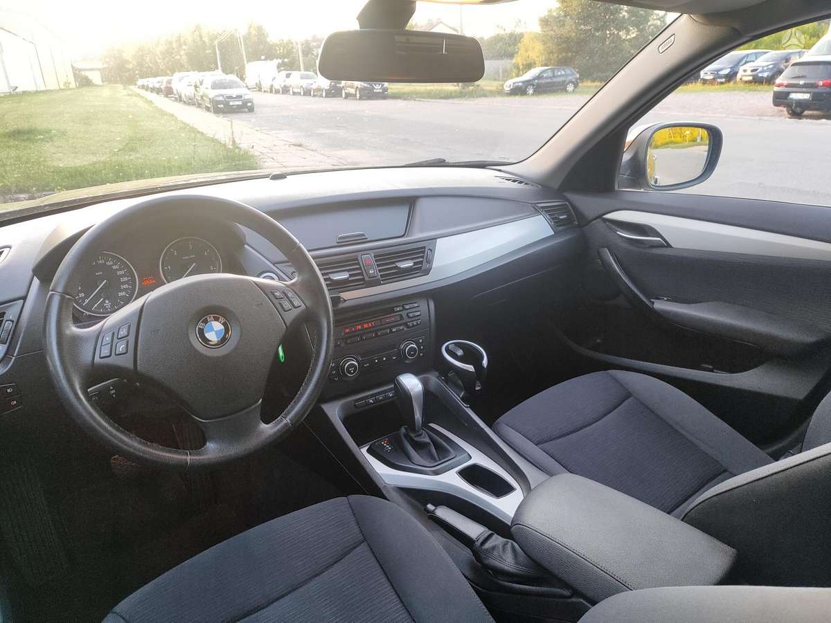 BMW X1 2009 — двигун 1995 cm³, 177 HP (130kW)
