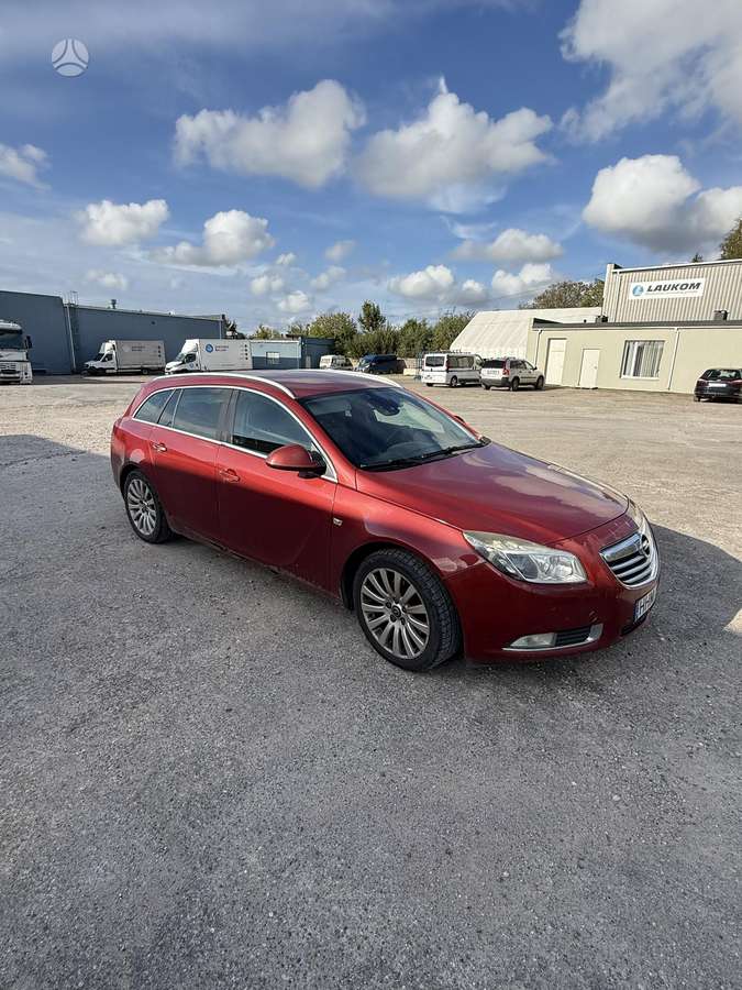 Opel Insignia, 2010