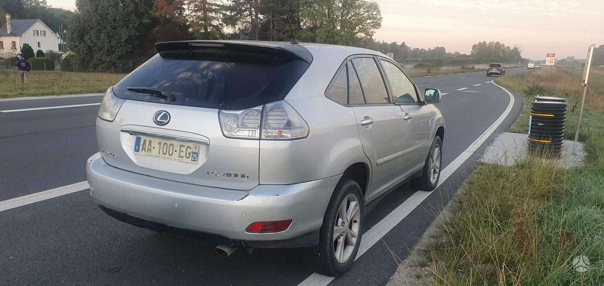 Lexus RX 2009 — engine 3300 cm³, 211 HP (155kW)