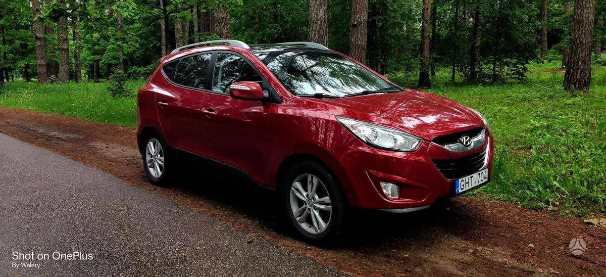 Hyundai ix35 2011 — вигляд ззаду