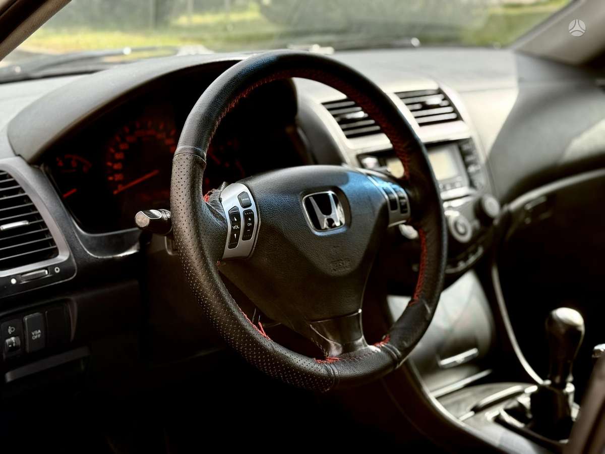 Honda Accord 2007 — фото 9