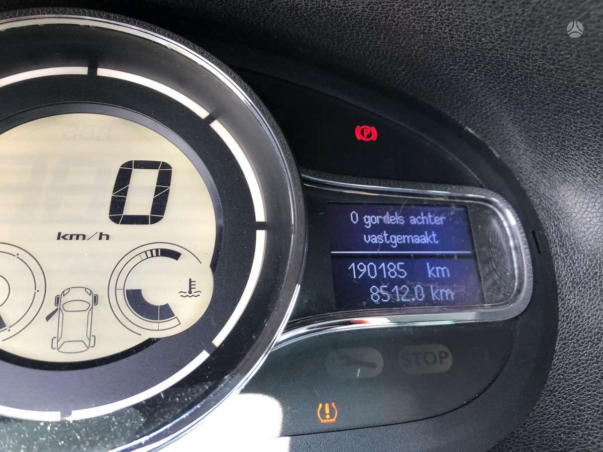 Renault Megane 2015 — photo 12