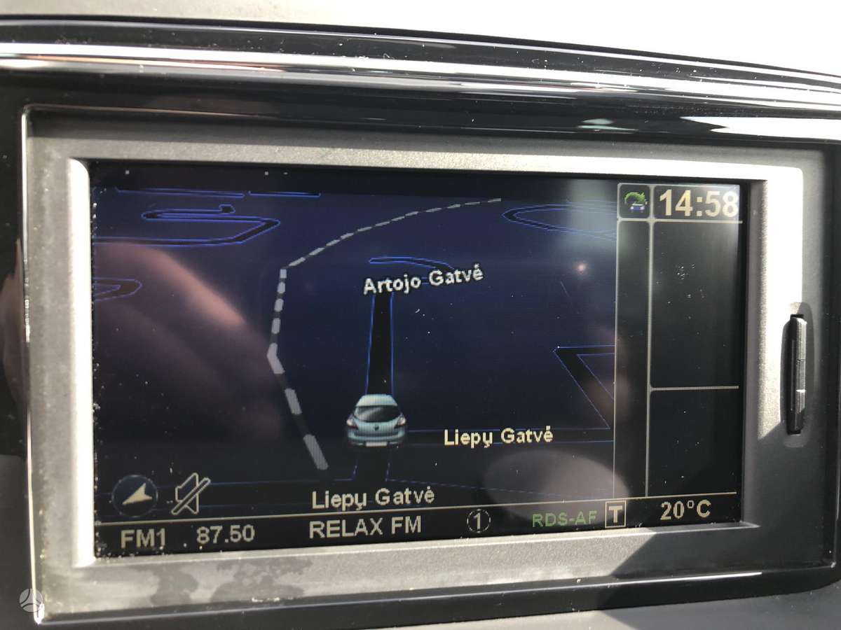 Renault Megane 2015 — photo 19