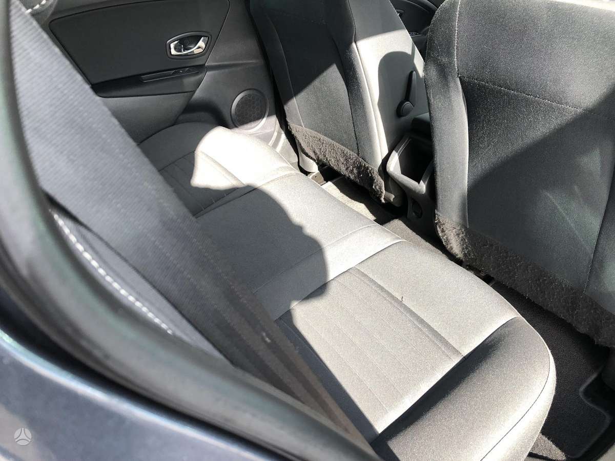 Renault Megane 2015 — photo 8
