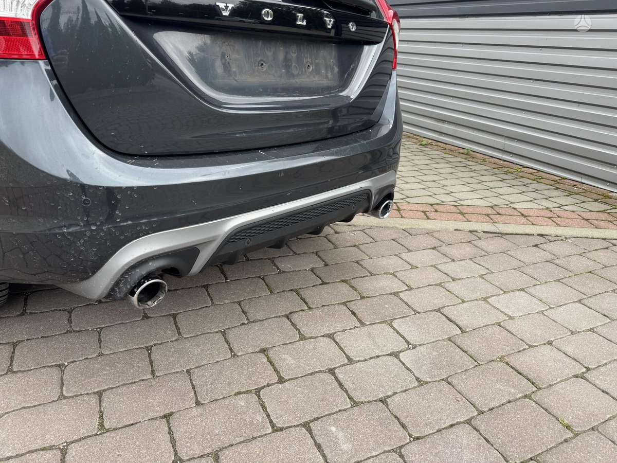 Volvo V60 2013 — photo 21