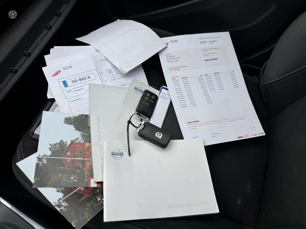 Volvo V60 2013 — photo 22