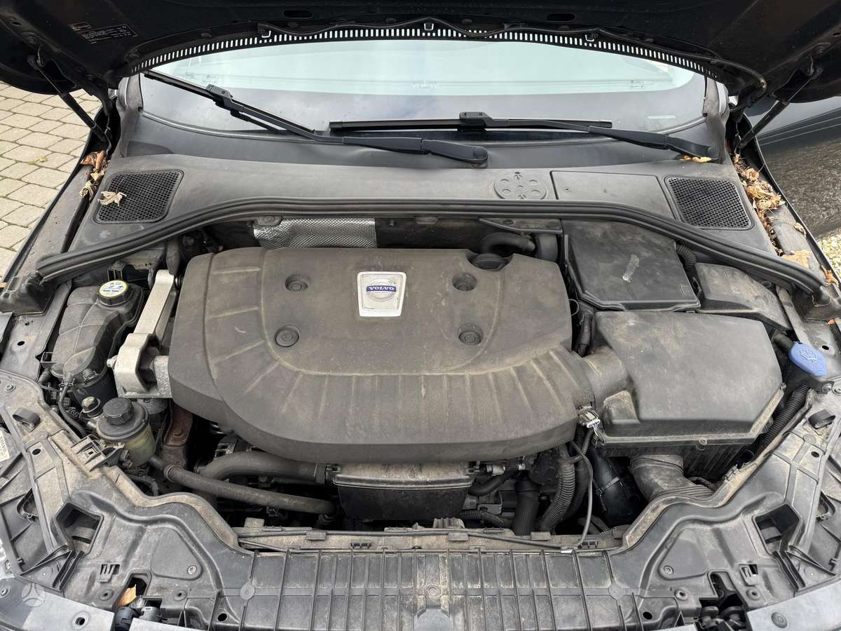Volvo V60 2013 — photo 25