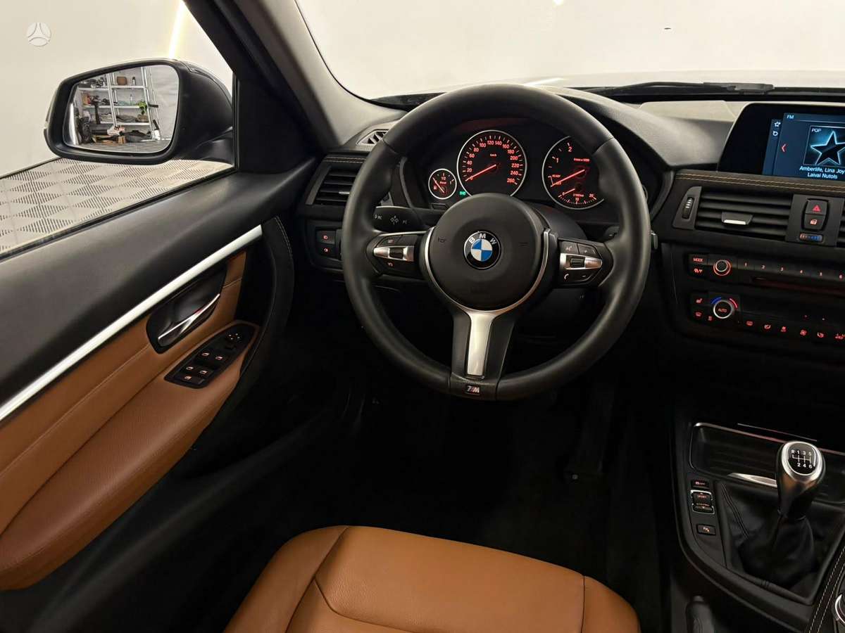 BMW 320 2014 — фото 23